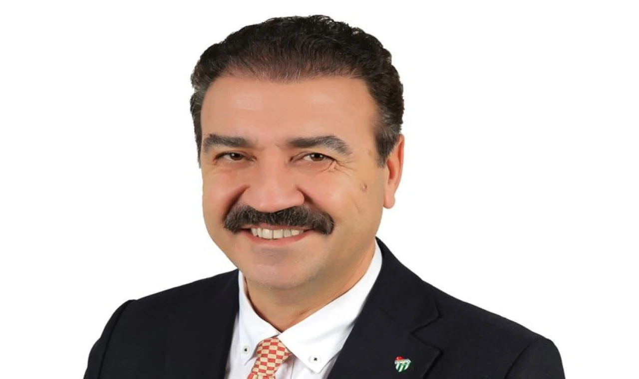 Bursa’da Gürsu Belediye Başkan adayı Halit Şefikoğlu AK Parti lehine ’Bağımsız’ca çekildi