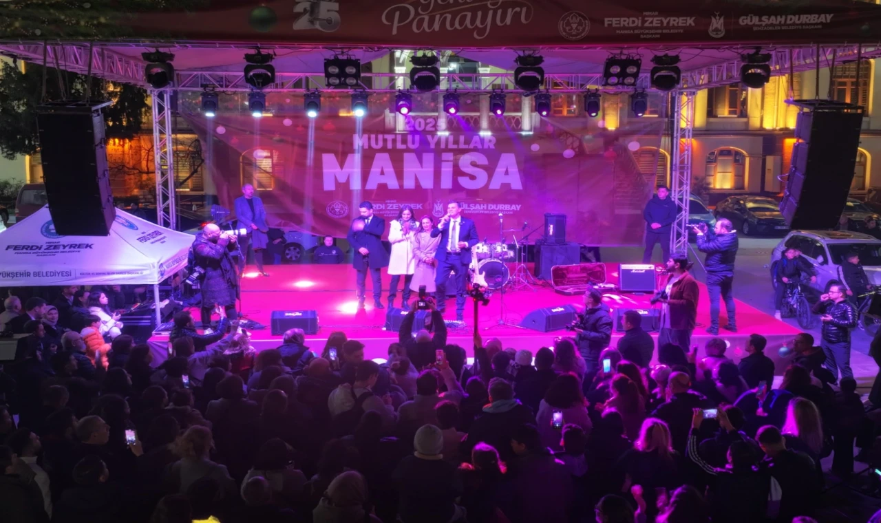 Manisa’da ’yeni yıl panayırı’ coşkuyla açıldı