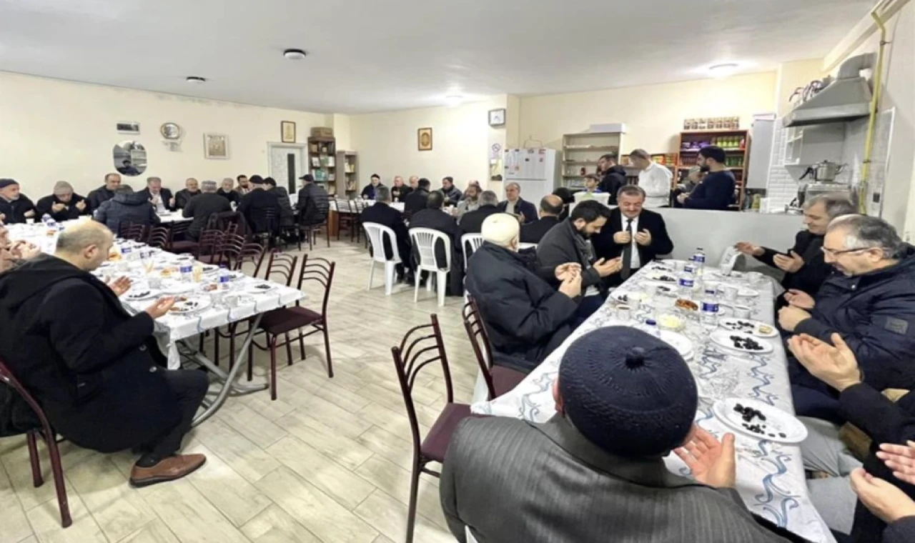 Bursa İnegöl’de ’Bereket Sofrası’ Erenler’de kuruldu