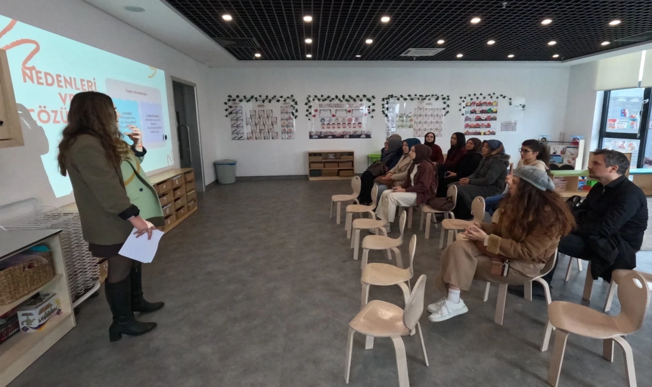 İstanbul Büyükşehir ’Ebeveyn Okulu’ açtı