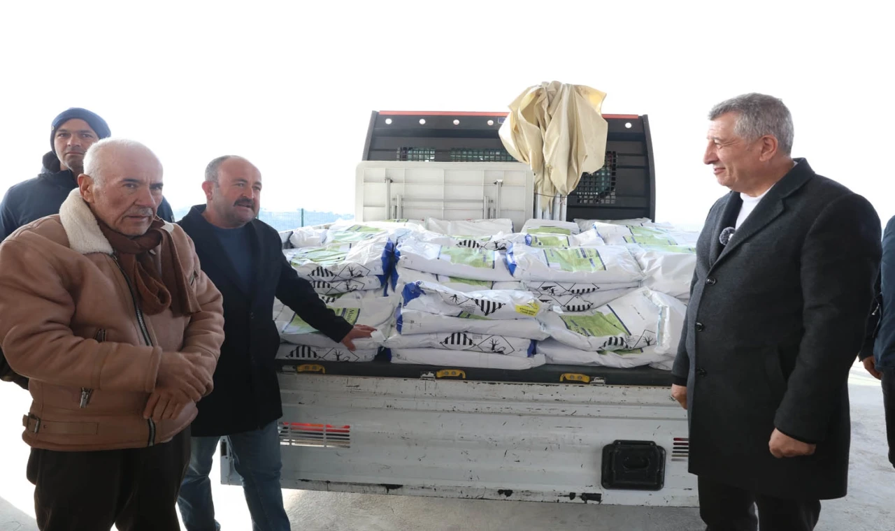 İzmir Güzelbahçe’den çiftçilere can suyu
