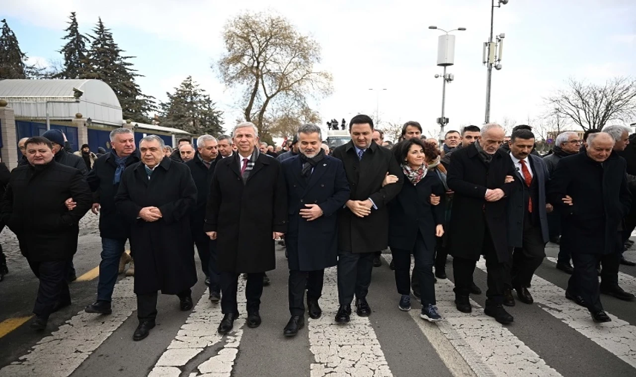 Mansur Yavaş’tan madencilere destek