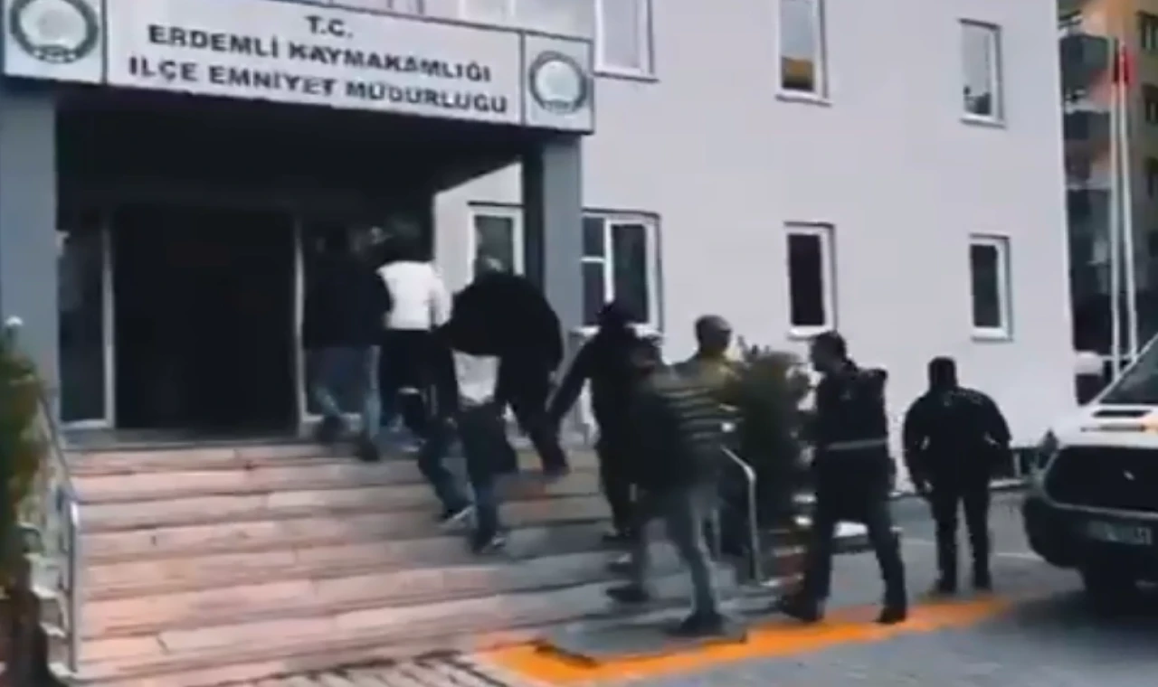 Mersin’de ’Hücre-12’ operasyonu!