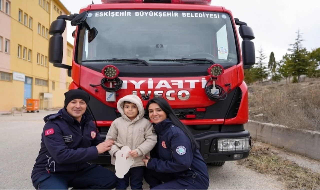 Minik Ömer ’Ateş Savaşçısı’ oldu