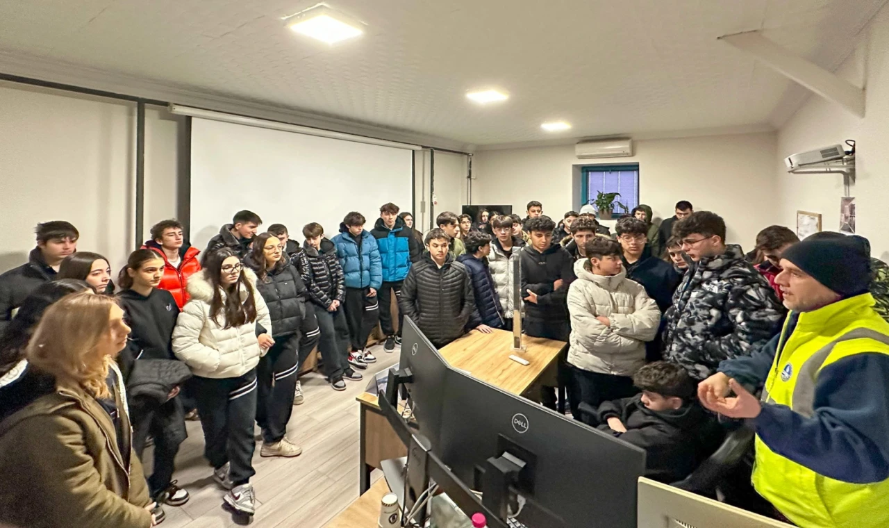 Sakarya’da liseliler suyunun yolculuğunu inceledi