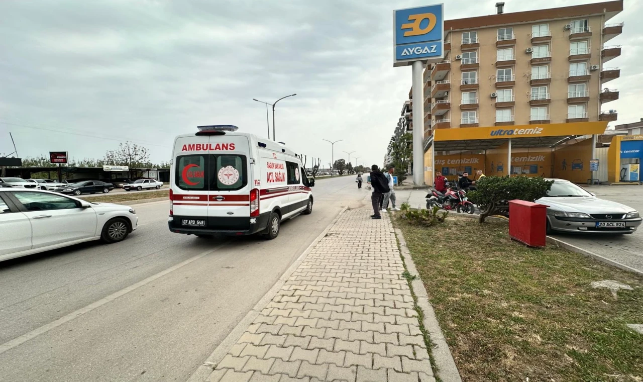 Antalya Kumluca’da trafik kazası: 2 yaralı
