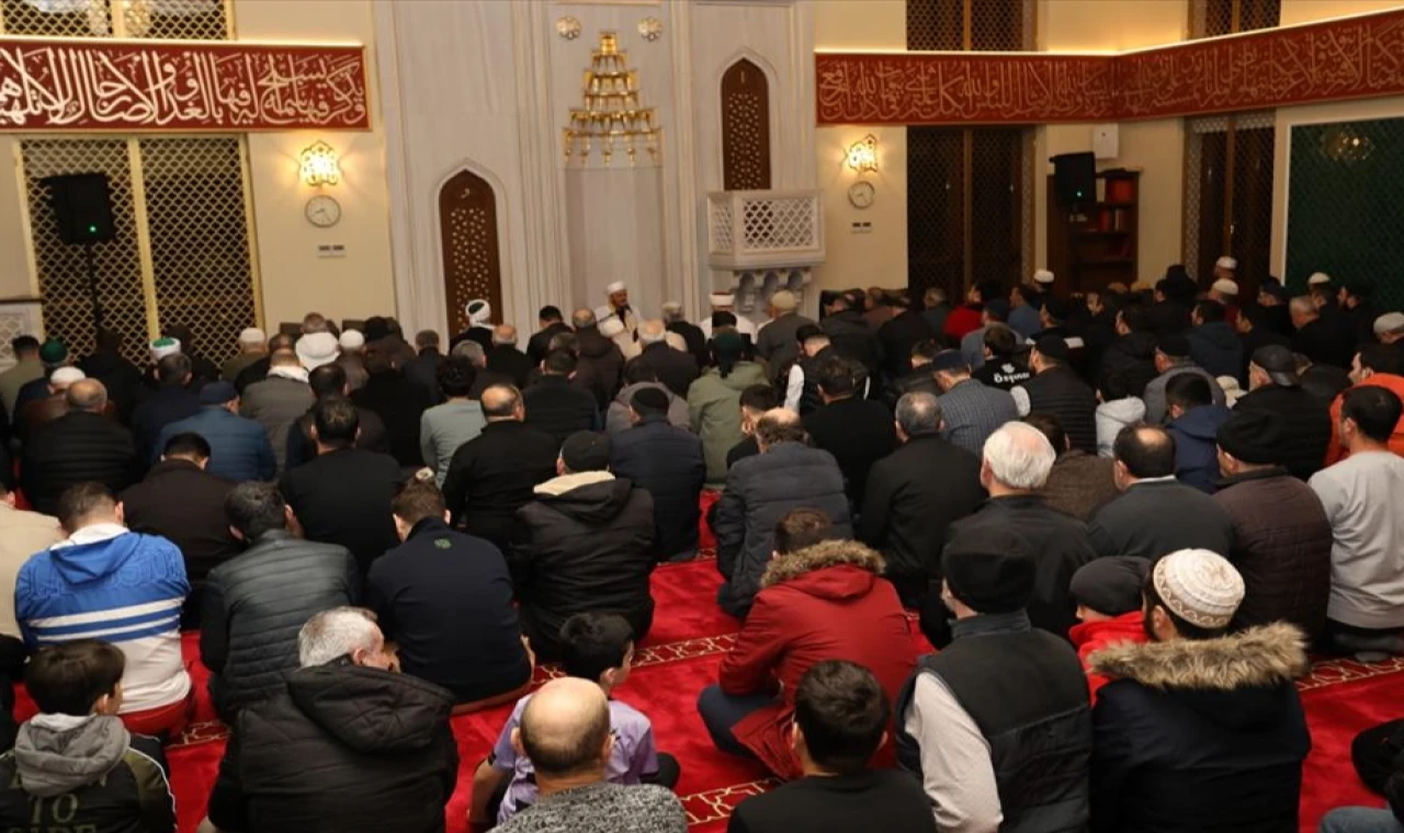 Bursa İnegöl’de Hafız Fatih Kaya gönülleri mest etti