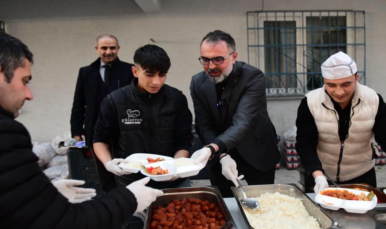 Bursa Kestel’de gönül sofraları kuruldu!