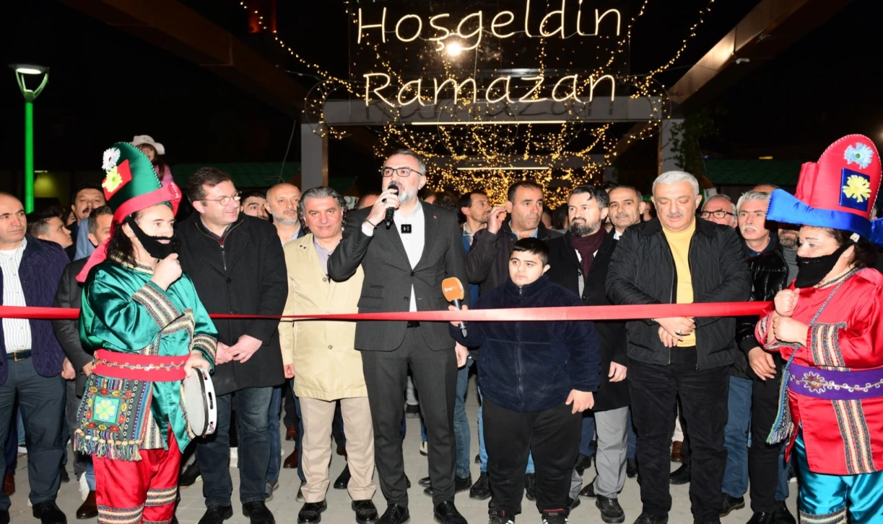 Bursa Kestel’de Ramazan sokağı açıldı