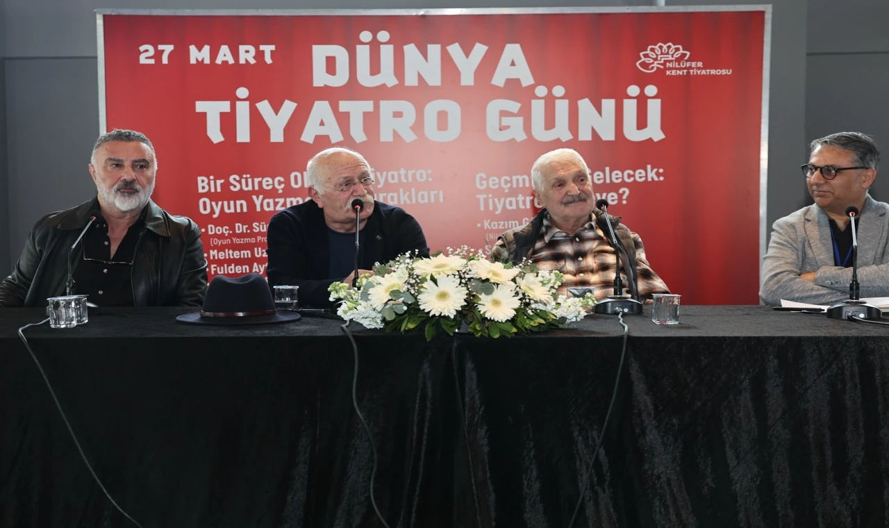 Dünya Tiyatro Günü’nde “tiyatro” konuşuldu