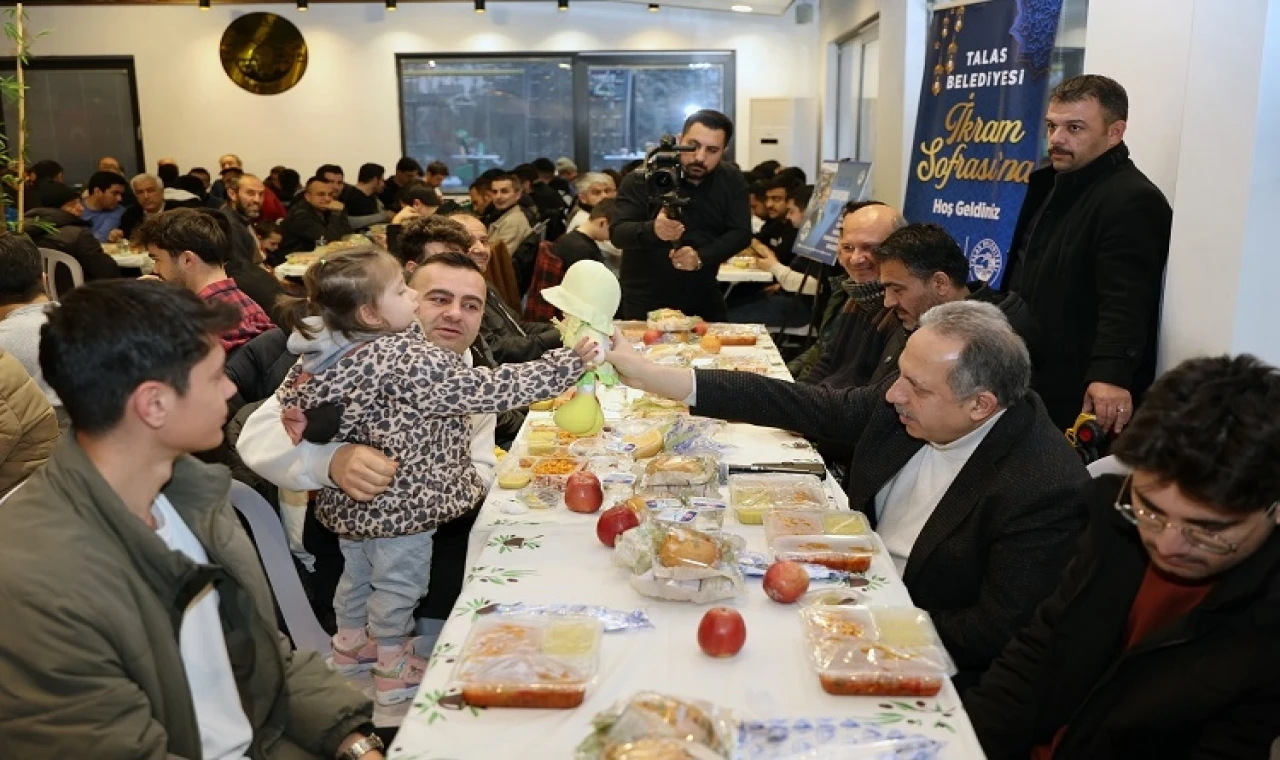 Kayseri Talas’ta gönüller İkram Sofrası’nda buluşuyor