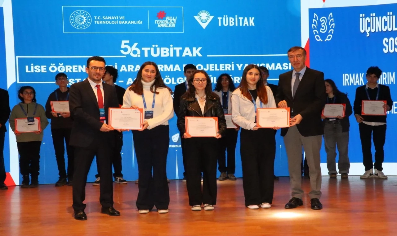Sakaryalı liselilerden TÜBİTAK’ta 4 derece