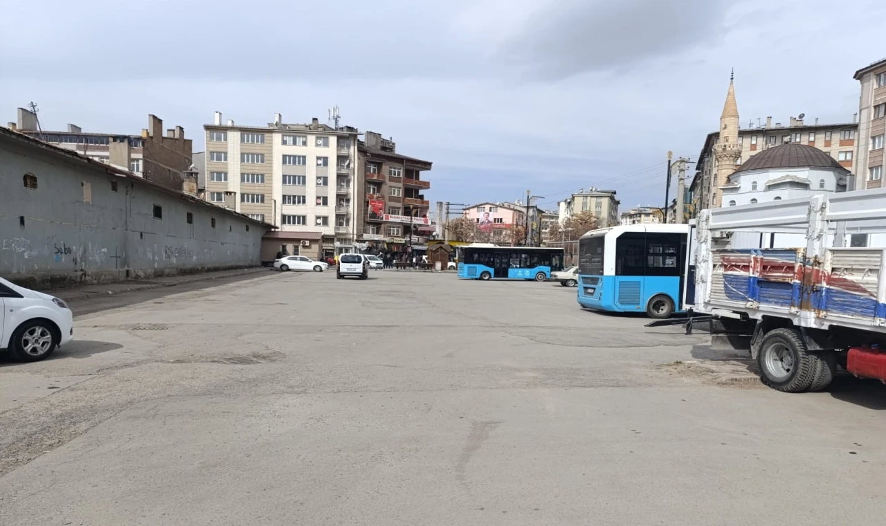 Sivas’ta geleneksel bayram pazarı tekrar kuruluyor