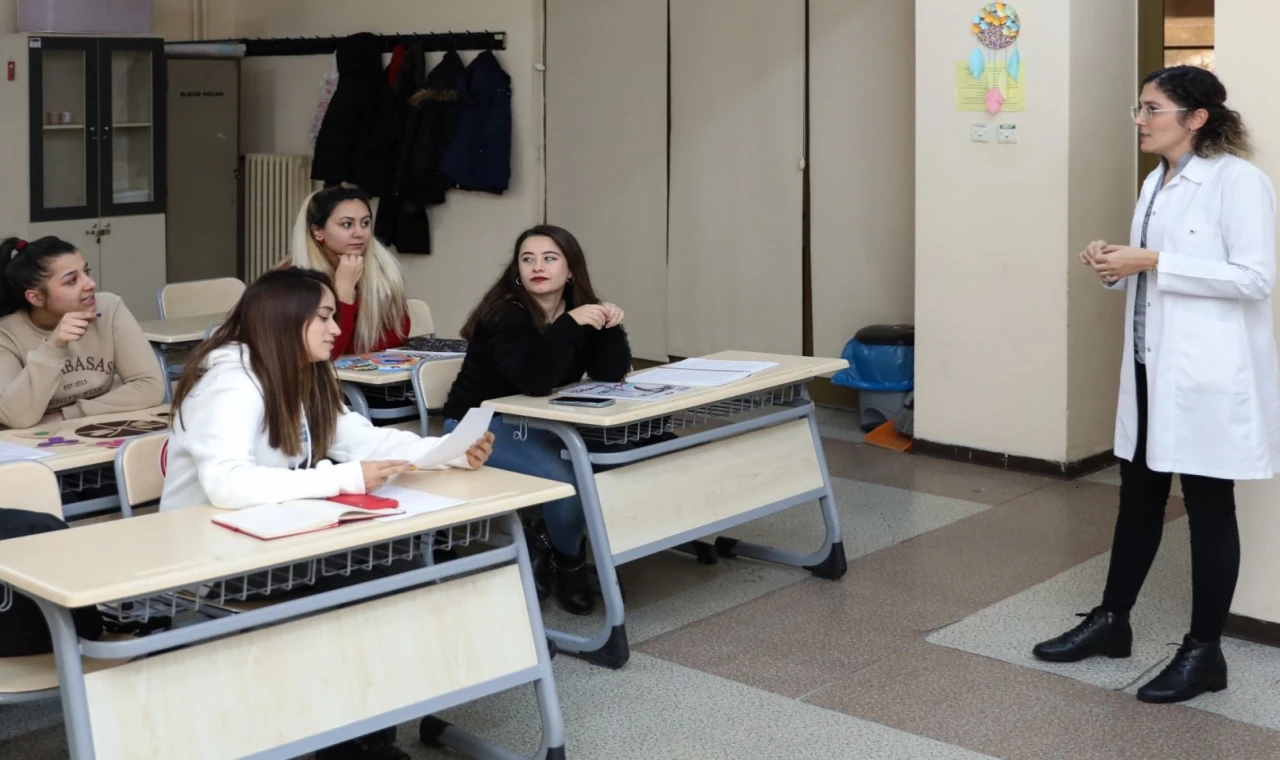 ’Üçüz dönüşüm’ ile Hayat Boyu yeni meslekler