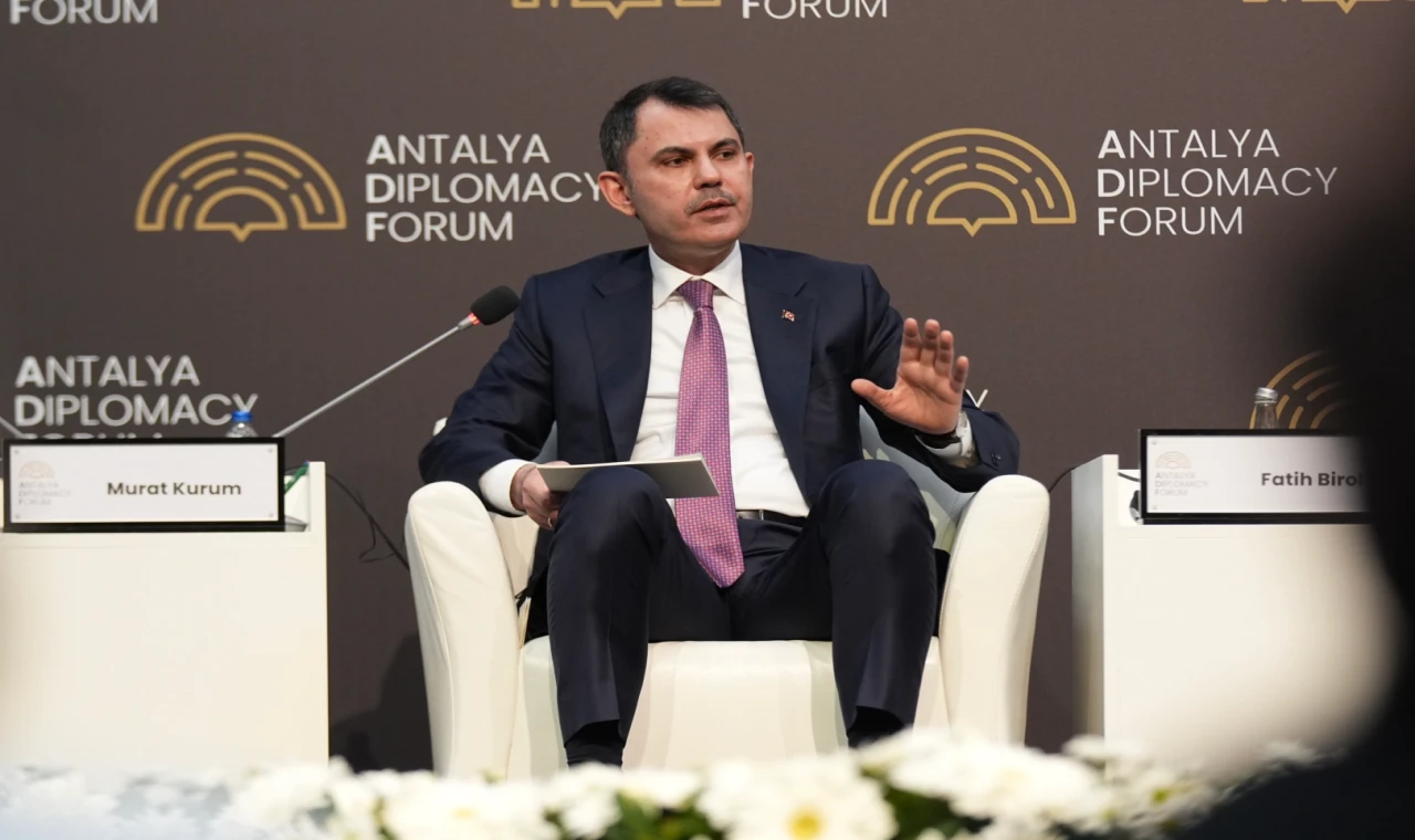 Bakan Kurum: ’Paris’ Türkiye’nin ilerlemesini destekleyecek