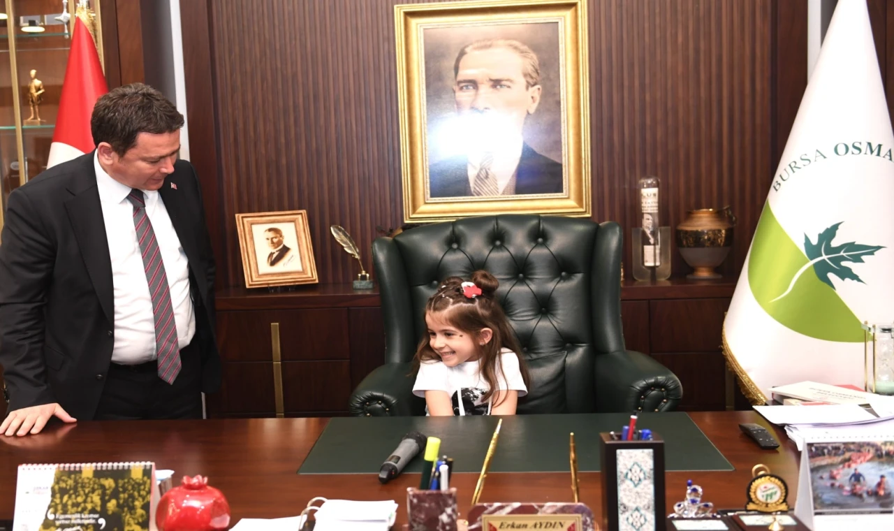 Bursa Osmangazi’de Başkan Aydın koltuğunu devretti!