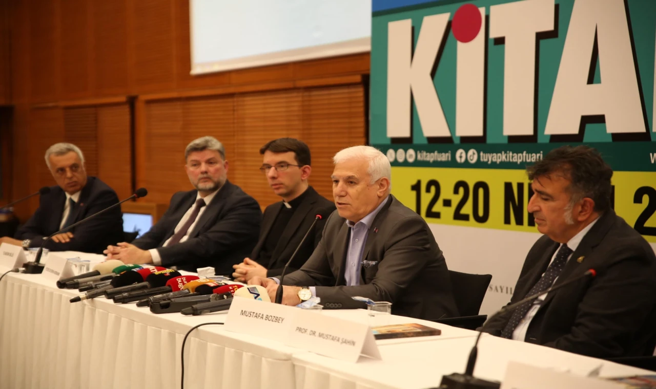 İznik’in tarihi zenginliği Bursa Kitap Fuarı’nda konuşuldu