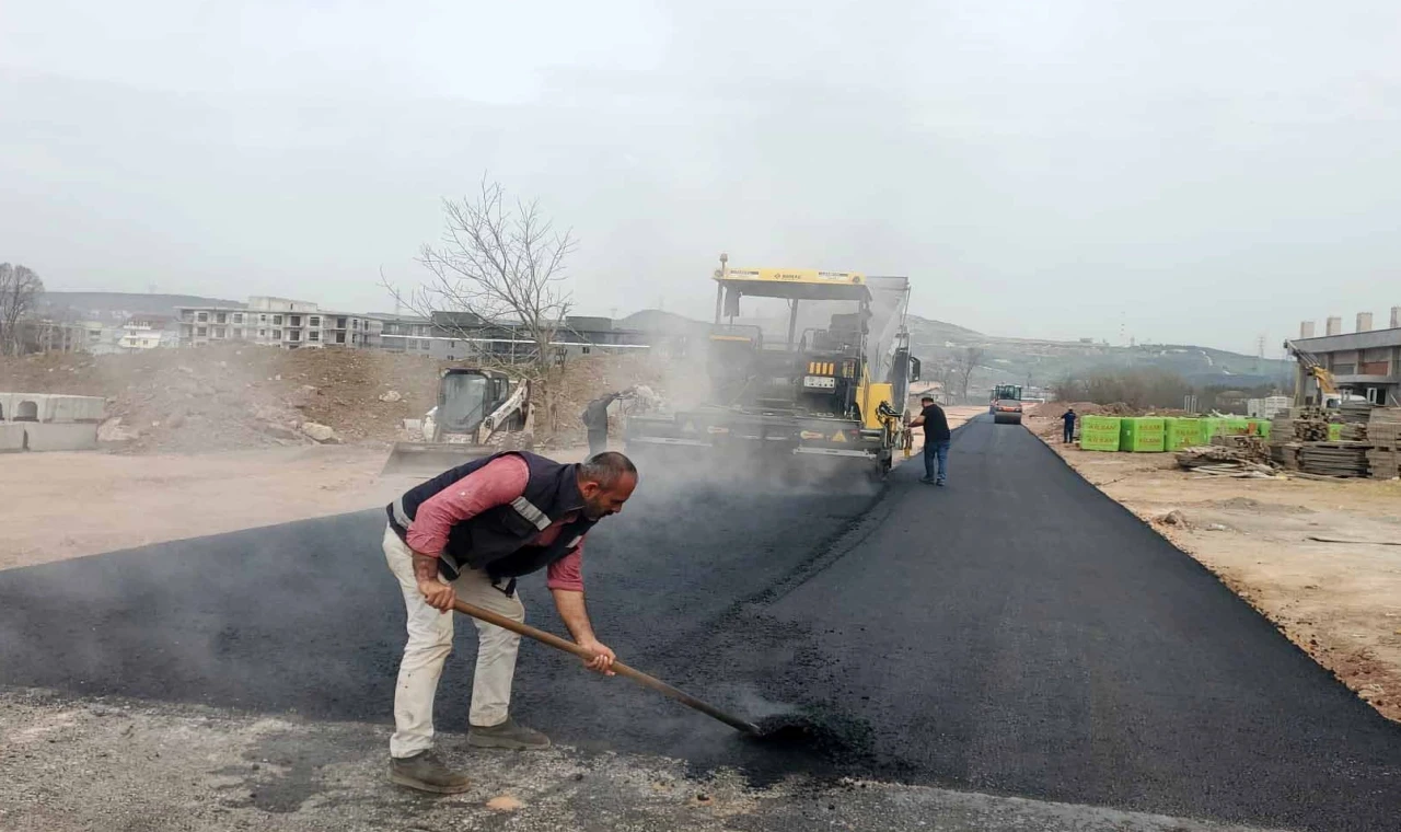 Kocaeli Kartepe’de Gülümser Sokak yenileniyor