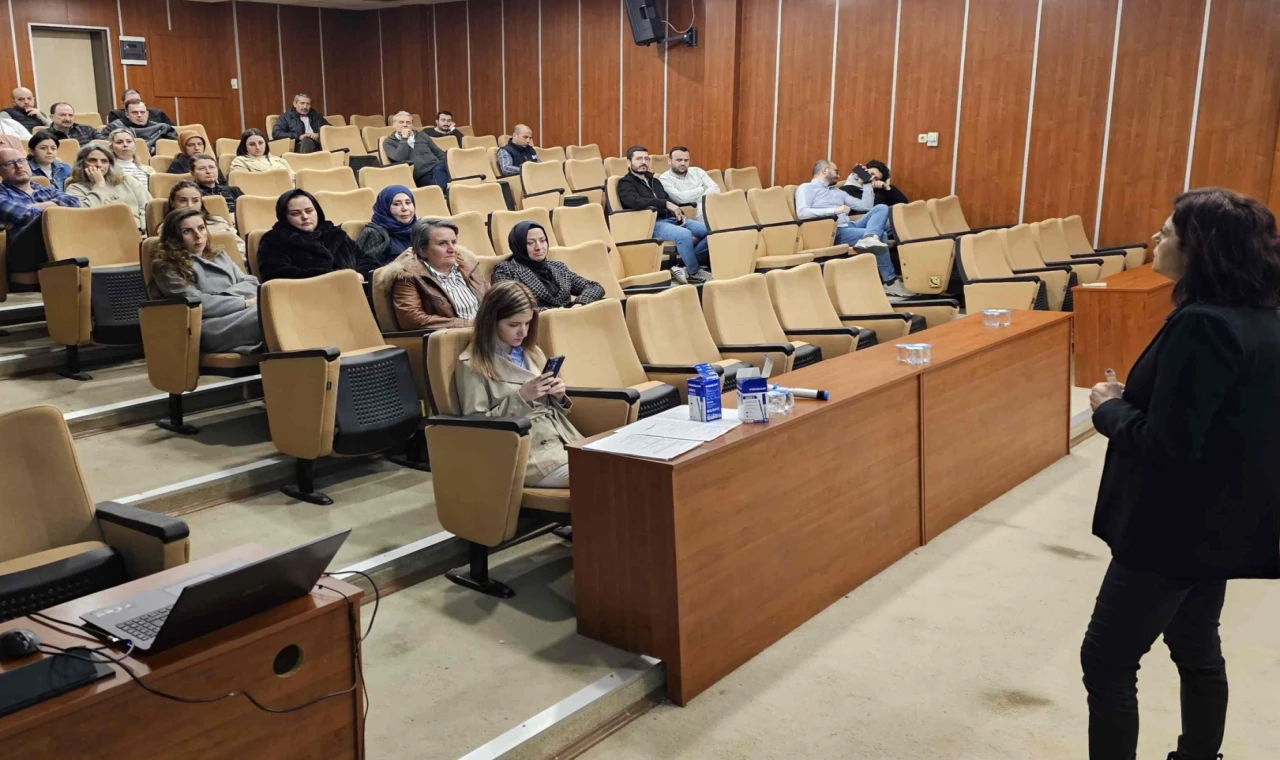 Kocaeli’de Gölcük Belediyesi personel eğitimi verildi