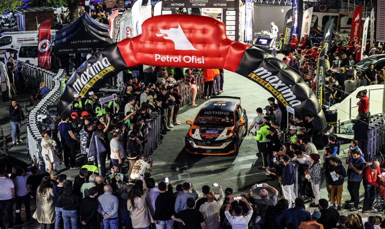 Rally Bodrum’da ünlüler ve gönüllüler renk kattı