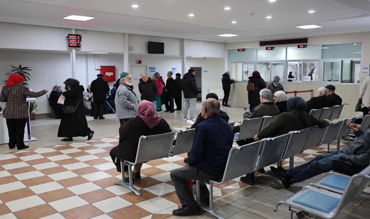 Sakarya Büyükşehir vatandaşlara şifa dağıtıyor... Tıp Merkezi’nin hasta sayısı bine yükseldi