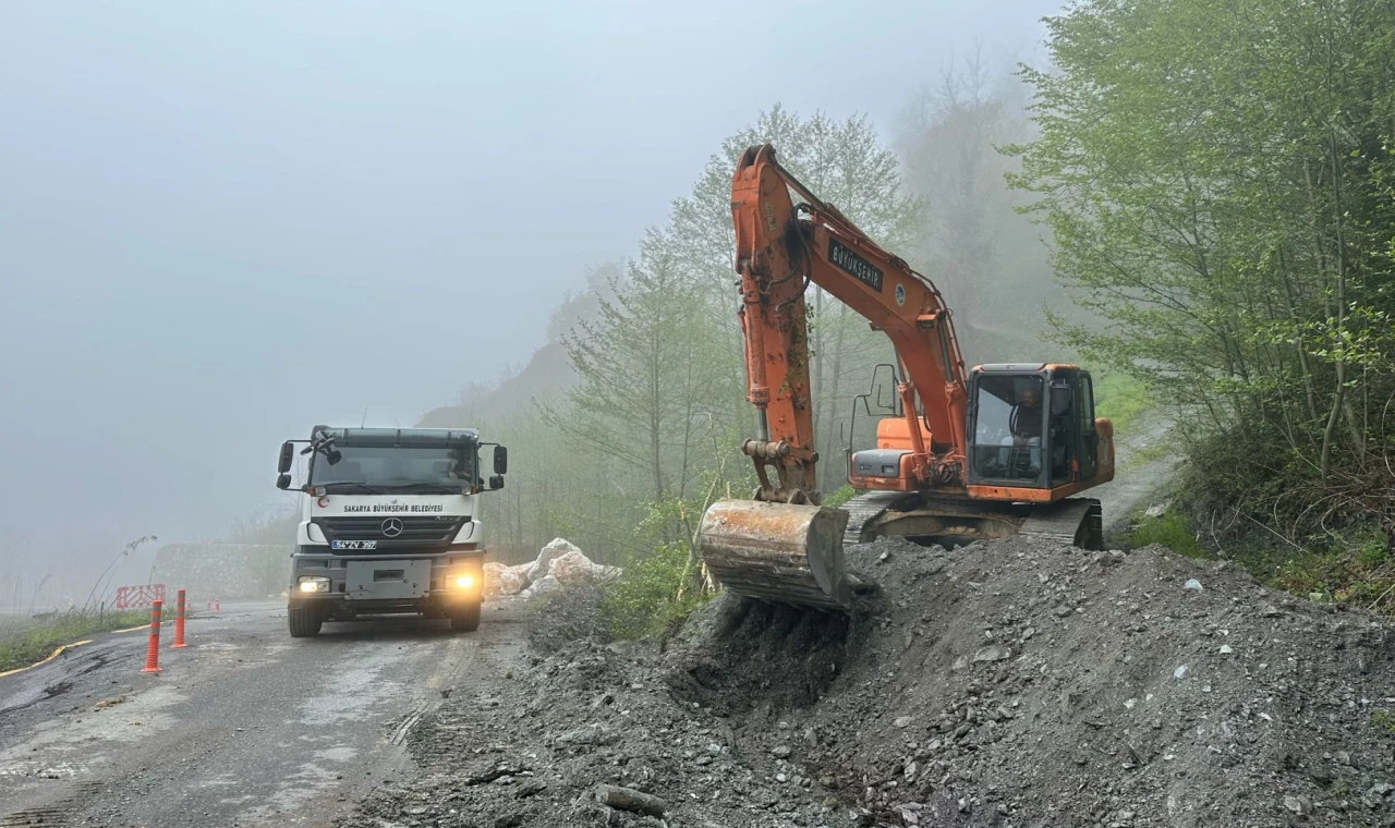 Sakarya’dan heyelan bölgesine anında müdahale