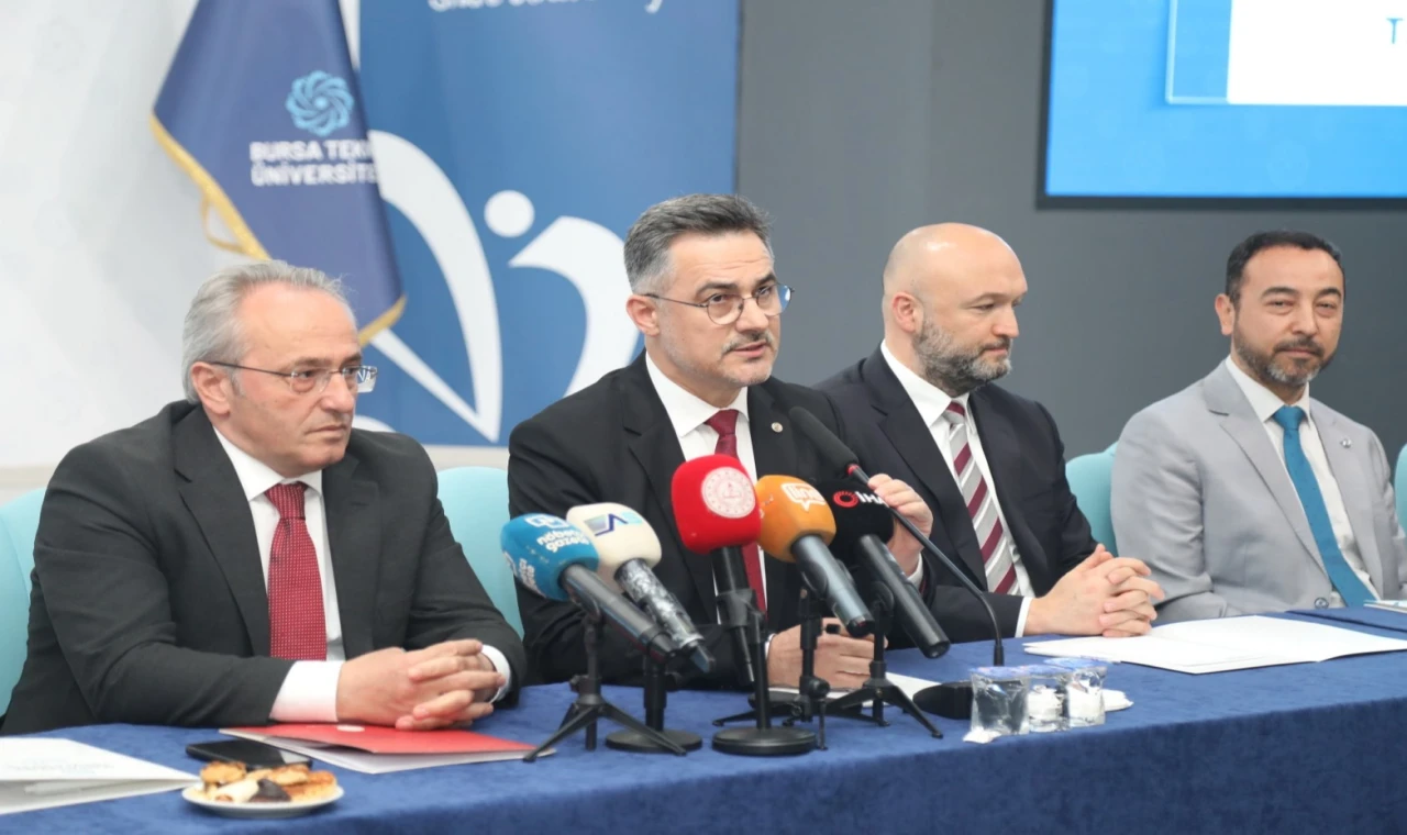 BTÜ’den liselilere iki dev proje... Akademisyenler okullarda, öğrenciler üniversitede