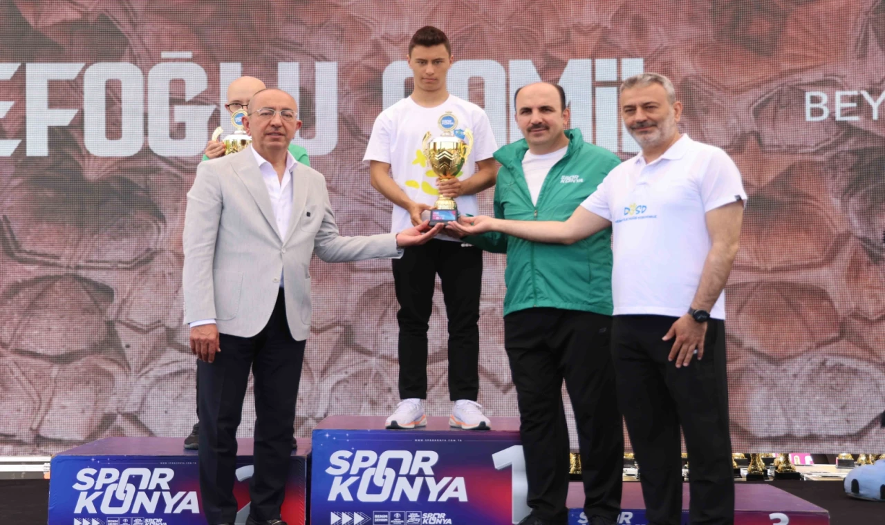 DOSD’un özel çocukları umuda, Muhammed Eren rekora koştu