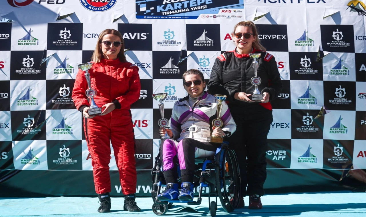 Dünyadaki ilk ve tek engelli pilot Kübra’dan yeni başarılar