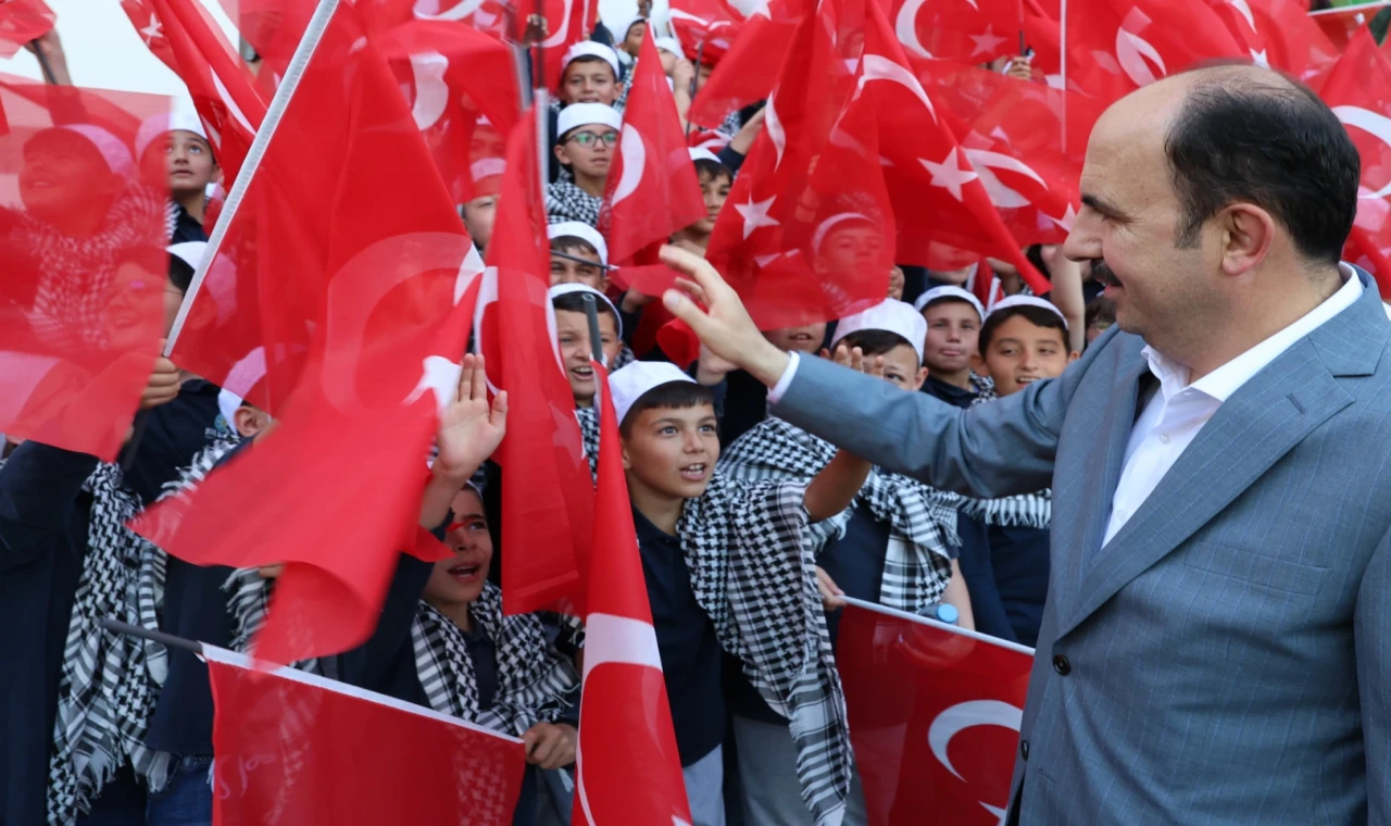 Konya’da Başkan Altay Bilgehane öğrencileriyle buluştu