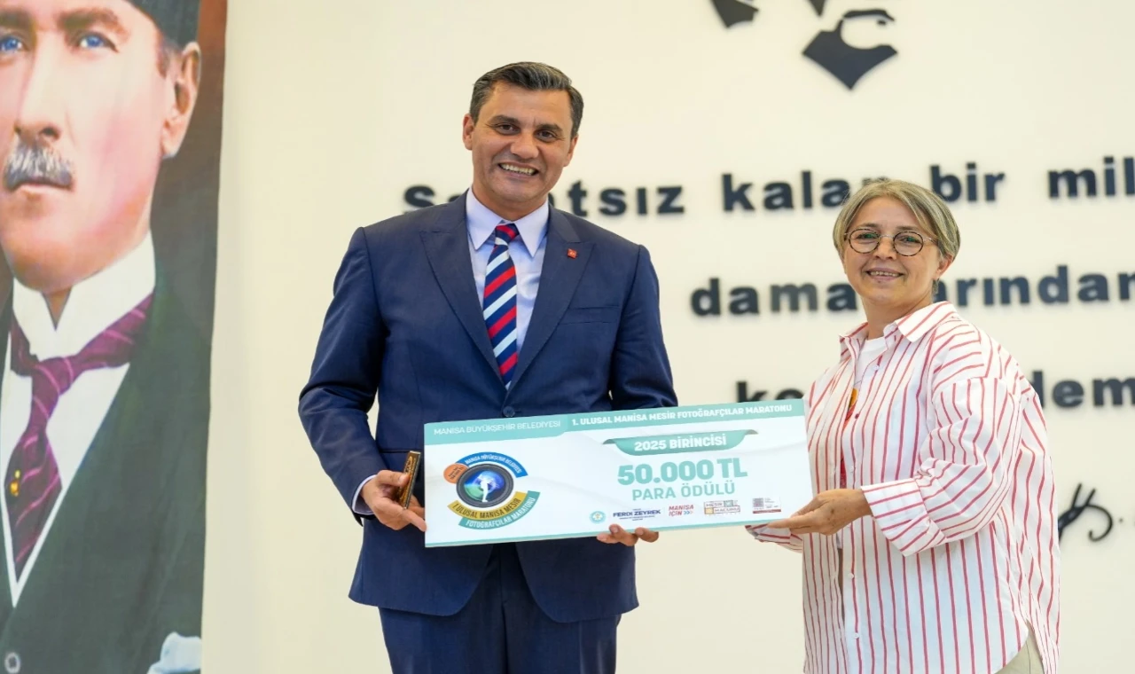 Manisa’da mesir fotoğrafçıları ödüllendirildi