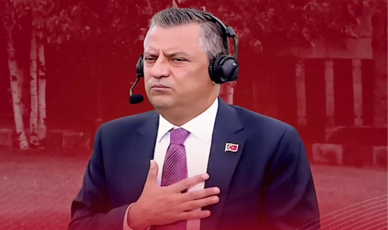 Özgür Özel’e yumruklu saldırı! Şüpheli gözaltında!