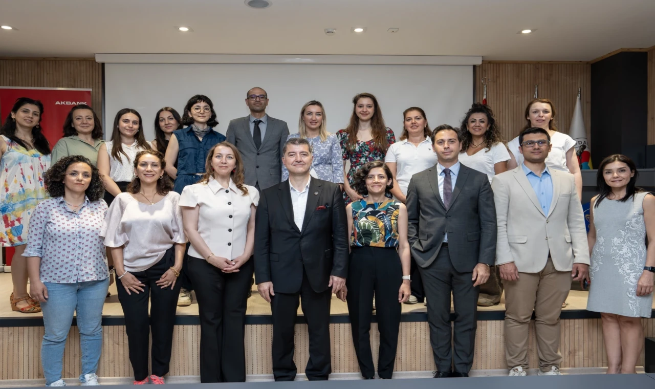 Akbank’ın ’Girişimci Kadın Programı’ Bursa’da başladı