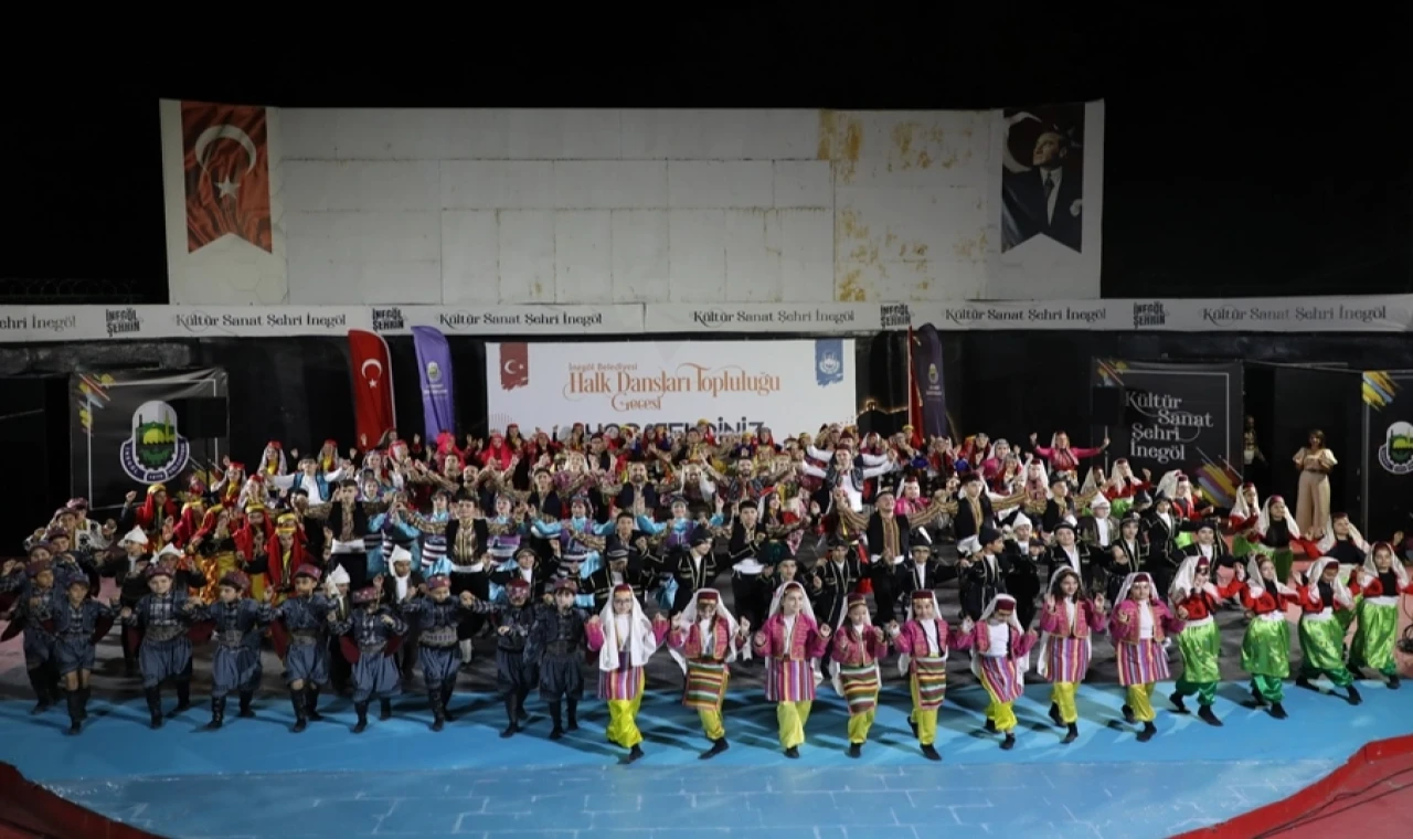 Bursa İnegöl’de ’Halk Dansları’ coşkusu