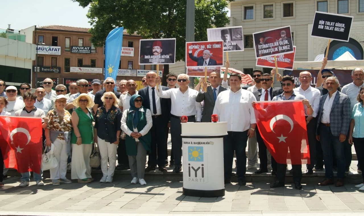 Bursa İYİ Gençlik’ten Atatürk’ün mirasına sahip çıkma çağrısı