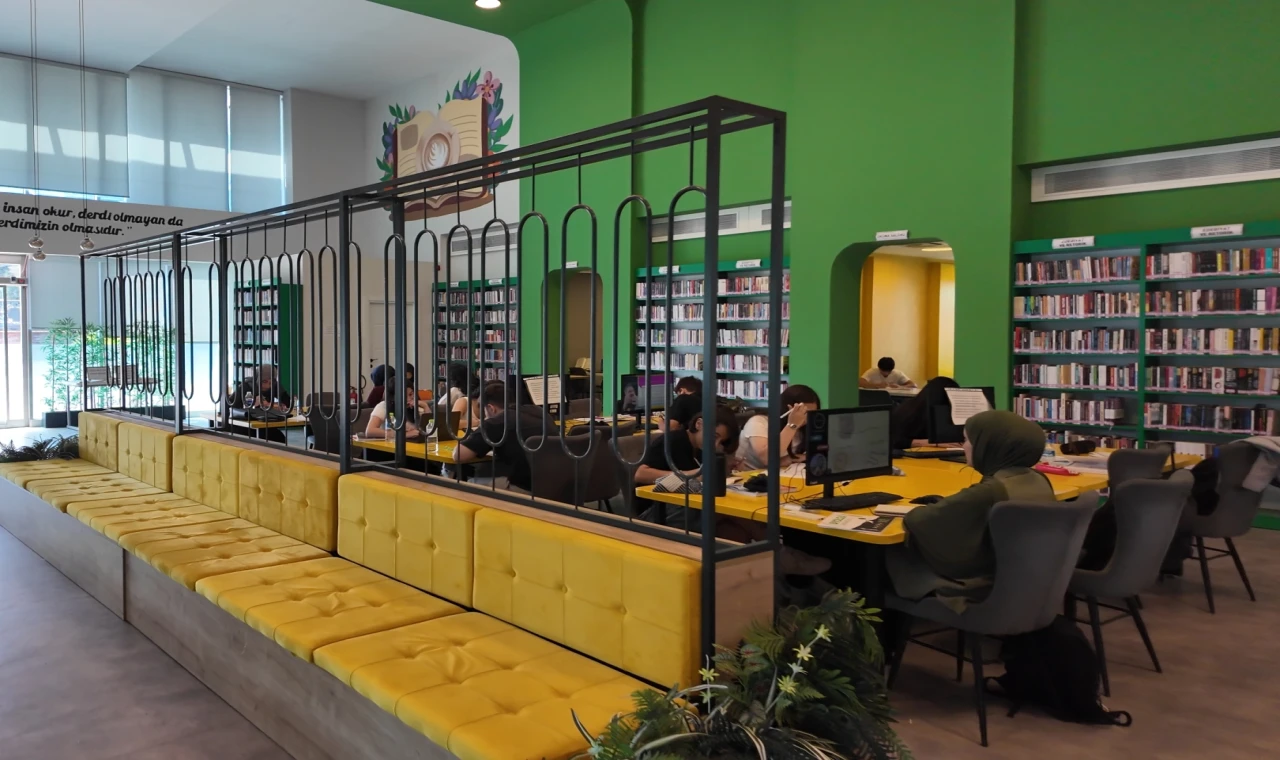 Çayırova’da 7/24 hizmete gençlerden tam not