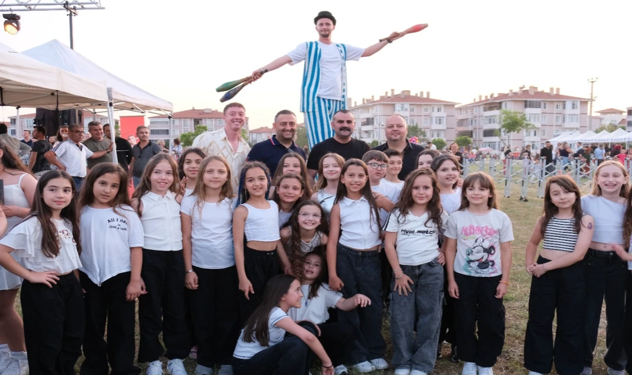 Edirne’de Uzunköprü’de çocuklar festivalde buluştu
