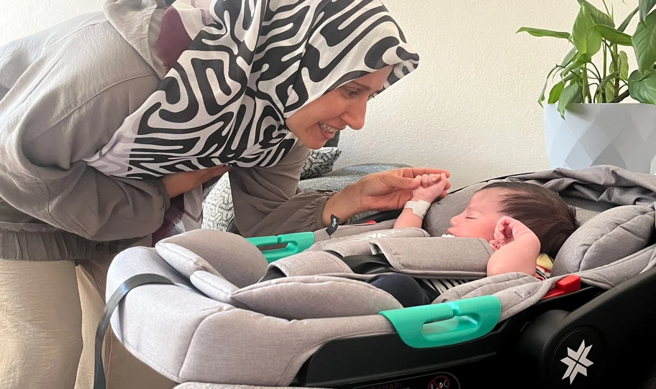 Emre bebek, İzmir’de koruyucu aileyle buluştu... ’Geçici Koruyucu Aile’ modeli yaygınlaşıyor