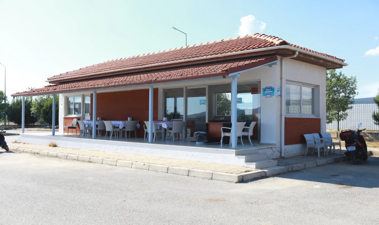 İzmir Selçuk’ta Deppo Efes’in yeni kantini hizmette