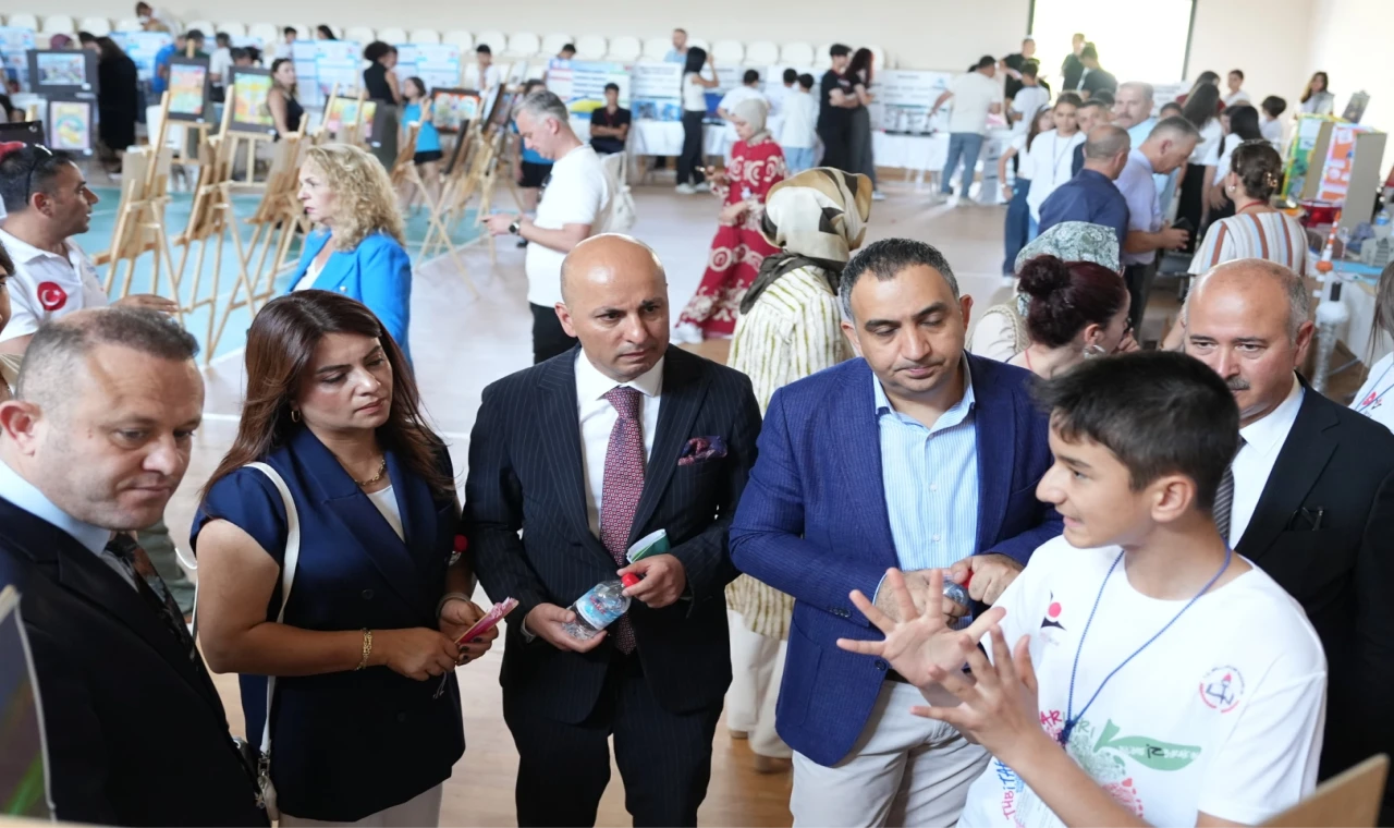 İzmir Torbalı’da ’4006-C TÜBİTAK Bilim Fuarları Festivali’ coşkusu