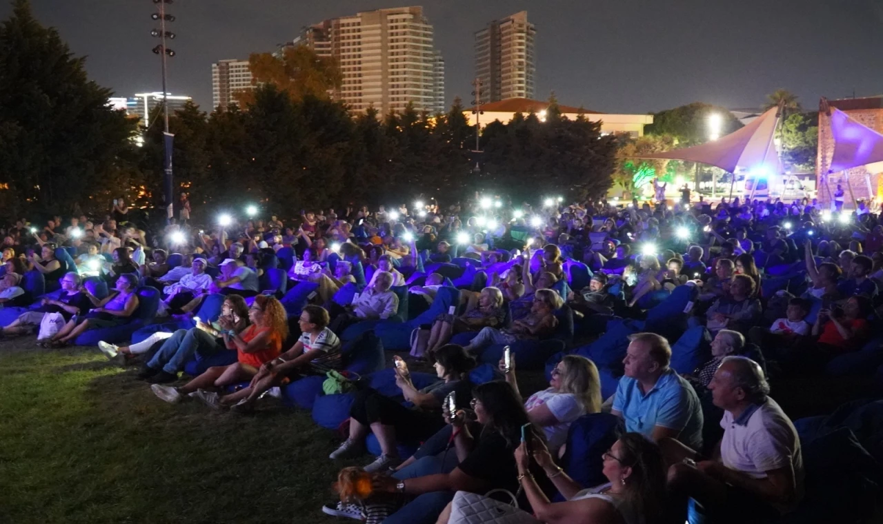 İzmir’de ’Çim Konserleri’ 1 Temmuz’da başlıyor