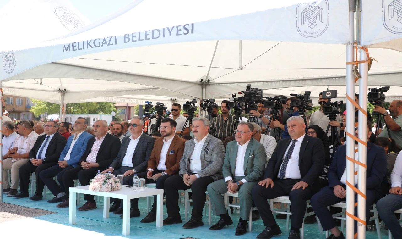 Kayseri Melikgazi’de Aydınlıkevler’de dönüşüm başlıyor