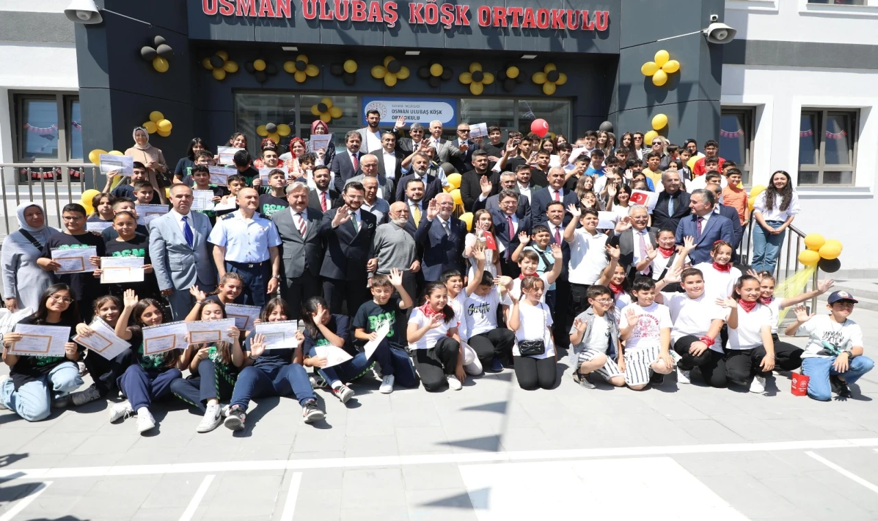 Kayseri Melikgazi’de karne heyecanı