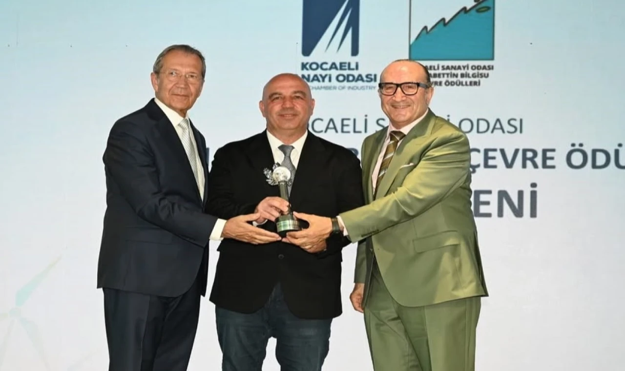 Kocaeli Büyükşehir’e ’dip çamuru’ndan çevre onuru