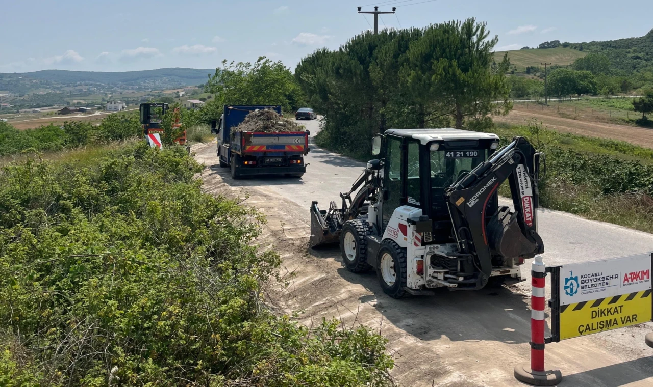 Kocaeli’de Kandıra ve Kartepe’de V kanal temizliği;