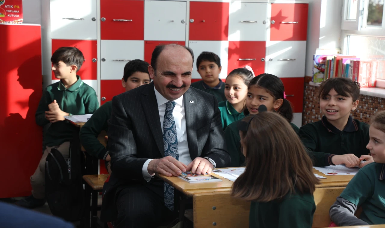 Konya’da Başkan Altay karne heyecanına ortak oldu