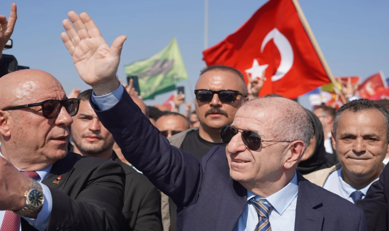 Prof. Dr. Ümit Özdağ’dan mücadeleye devam mesajı: Nerede kalmıştık?