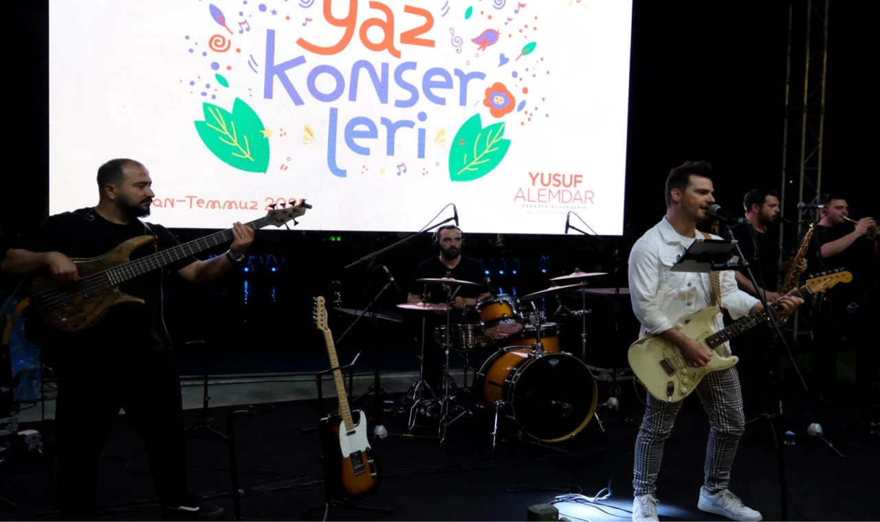 Sakarya Millet Bahçesi’nde müzik dolu akşam
