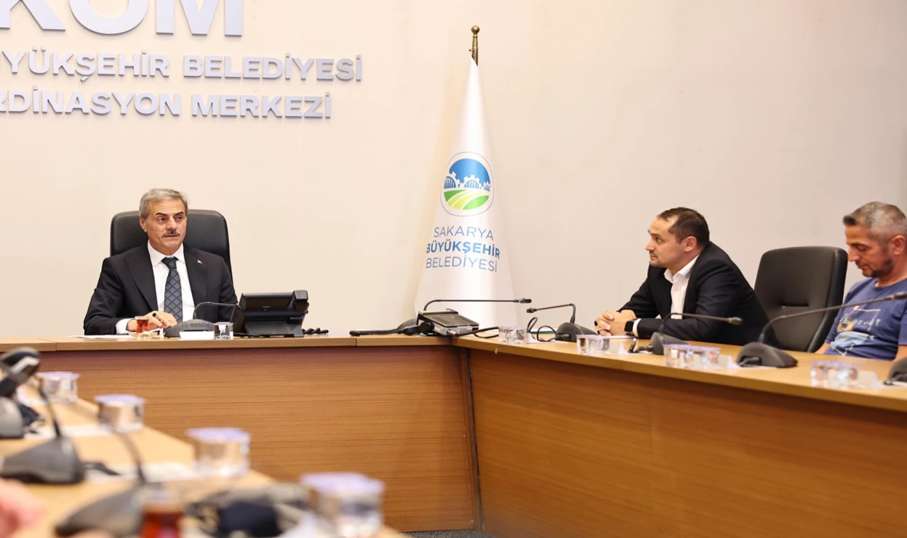 Sakarya’da Başkan Alemdar antrenörlerle buluştu
