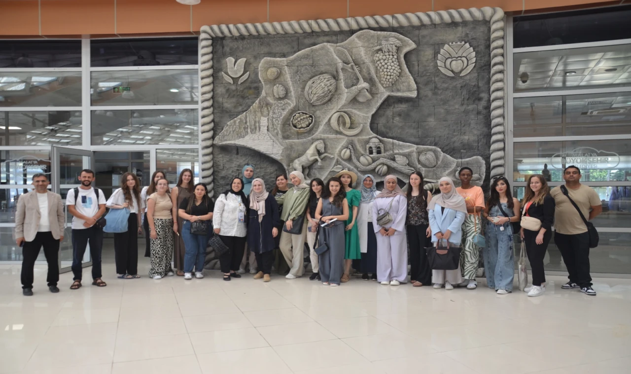 15 ülkeden gelen misafirler Malatya’da